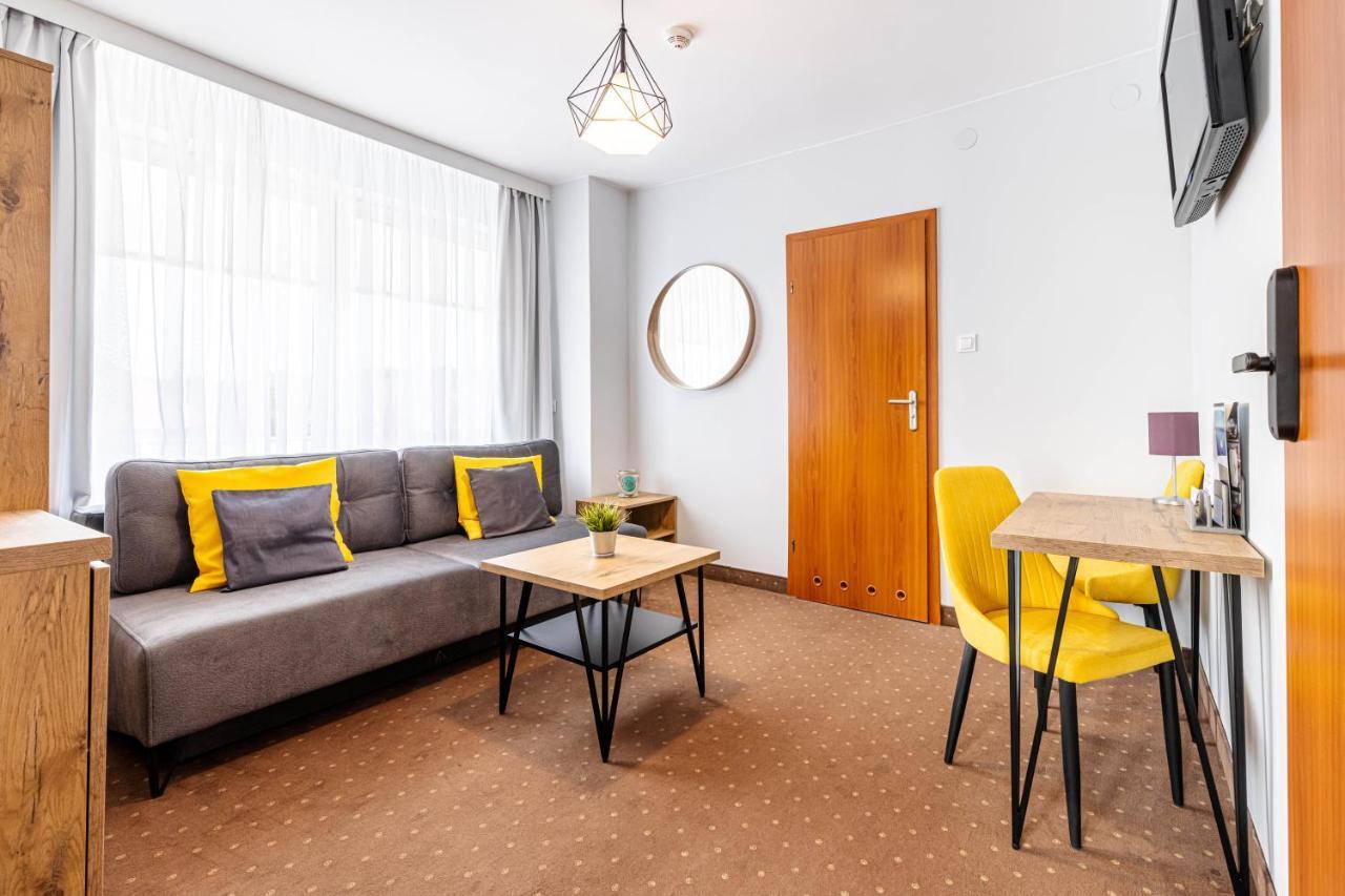 Hotel Krynica Крыница-Морска Экстерьер фото
