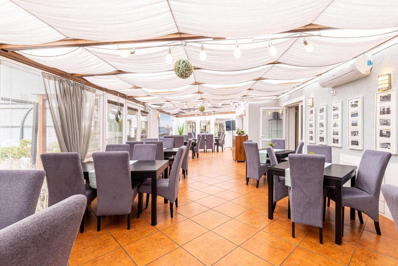 Hotel Krynica Крыница-Морска Экстерьер фото
