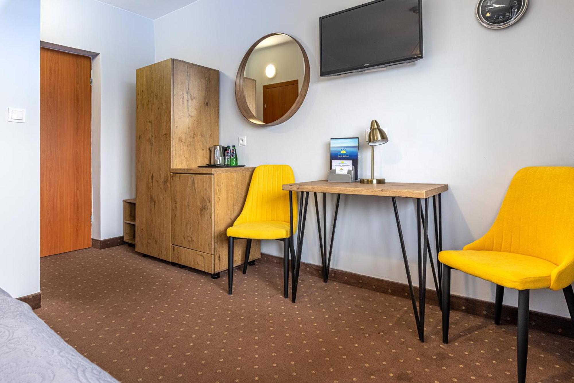 Hotel Krynica Крыница-Морска Экстерьер фото